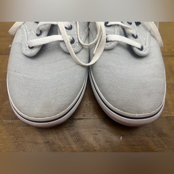 Striped Vans Size 8 - Picture 2 of 9